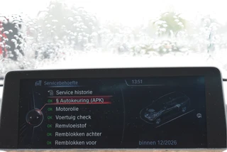 BMW 3 Serie Touring 320i xDrive High Executive M 184 pk  | Vol | HUD | Elekt.haak | Keyless | Open dak | Camera | LED/Xenon | LM-Velgen 19" / 61
