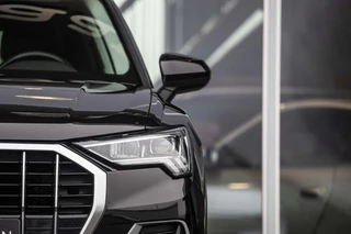 Audi Q3 35 TFSI Advanced edition Automaat | ACC | LED | Carplay / 19