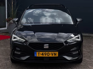 SEAT Leon Sportstourer 1.5 eTSI FR Business Intense 150 PK Schuif-Kantel Dak | NL-Auto | Camera | Beats Audio | Virtual Cockpit / 4