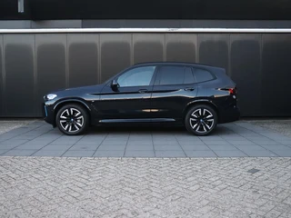 BMW iX3 Executive 80 kWh | M SPORT | LEDER | MEMORY | PANO-DAK | CAMERA | TREKHAAK | ADAPT. CRUISE | STOELVERW. | SOH 95.3% | / 2