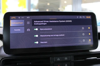 Jeep Avenger 1.2 Longitude  | JBL Audio | Adaptieve cruise | Keyless / 18