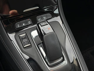 Opel Grandland X 1.6 Turbo Hybrid Business Edition CAMERA - TREKHAAK - STOELVERWARMING / 23