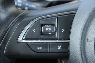 Suzuki Swift 1.2 STIJL SMART HYBR **NL-Auto** Camera / Apple Carplay / Android / 34