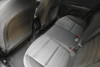 Kia Stonic 1.0 T-GDi 100pk DynamicPlusLine / 12
