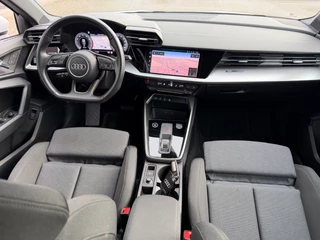 Audi A3 Limousine 35 TFSI 150pk S-tronic Advanced Camera | Adap. Cruise | Black Edition | Rijklaar incl. 1 jaar Bovag garantie / 12