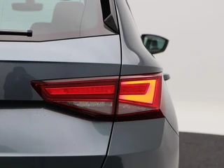 SEAT Ateca 1.5 TSi 150 Pk Automaat FR Business Intense | Trekhaak | Panorama dak | 360 Camera | Beats Audio | 19 Inch | / 17