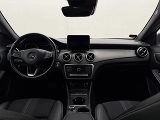 Mercedes-Benz GLA-klasse 180 Business Solution Plus Upgrade Edition | Automaat | Cruise control | Stoelverwarming | 360° camera / 11