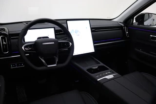 Jaecoo 7 Exclusive | RIJKLAAR INCLUSIEF €2.500,- REGISTRATIEVOORDEEL | Glazen schuif-/ kanteldak | 7 jaar garantie tot 150.000 km | 360 3D Camera | Lederen bekleding | Stoelventilatie & verwarming | Elektrische achterklep | Apple Carplay/Android auto / 20