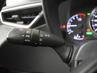 Toyota Corolla Touring Sports 1.8 Hybrid Active | Trekhaak | Stoelverw. | Navigatie / 16