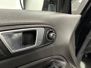Ford EcoSport 1.0 EcoBoost Titanium ECC LM CRUISE. / 17