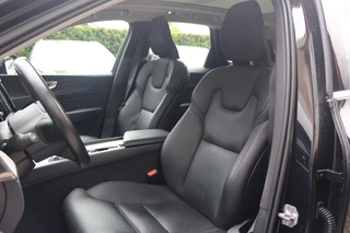 Volvo XC60 T6 Recharge AWD Inscription | Stoelverwarming | Trekhaak | Parkeercamera | Panoramadak | Pilot Assist |  BLIS  | Leder | Keyless / 25
