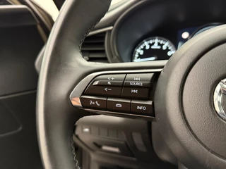 Mazda CX-30 2.0 e-SkyActiv-G M Hybrid Homura Automaat | Trekhaak | Head-up Display | Camera | Navigatie | Parkeersensoren / 18