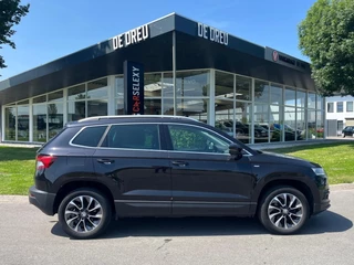 Skoda Karoq 1.5 TSI 150pk Style | TREKHAAK | PANO| CAMERA | ADAPTIVE | / 22