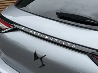 DS DS 3 1.2 PureTech Performance Line  Camera / Navigatie / Keyless / 24