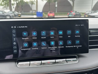 MG MG HS PHEV 1.5 Luxury PLUG-IN HYBRIDE | 272 PK | NIEUWE AUTO | >1.000 KM TOTAAL BEREIK | 1E REGISTRATIE 03-2026 | 360° CAMERA | ELEKTRISCHE ACHTERKLEP | 7 JAAR MG GARANTIE T/M 2033 | APPLE CARPLAY | ANDROID AUTO | STOELVERWARMING | FULL LED | ELEKTRISCHE STOELEN / 21