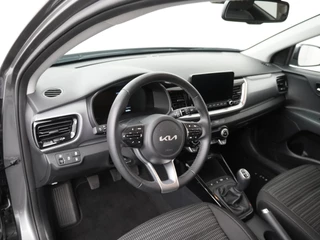 Kia Stonic 1.0 T-GDi MHEV DynamicPlusLine  - Camera - Cruise control - Stoel/stuurverwarming - AppleCarplay - Android Auto Fabrieksgarantie tot 04-2032 of 150.000km / 19