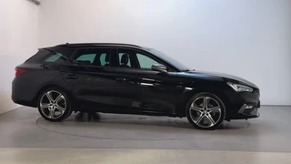 Seat Leon Sportstourer 1.5 TSI 150pk FR Business Intense LED Trekhaak Camera App-Connect Sfeerverlichting / 12