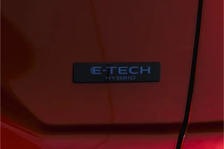 Renault Austral 1.2 E-Tech full hybrid 200 esprit Alpine  | 360 Camera | Elek. Stoelen | Winterpack | Dig. Cockpit | Adapt. Cruise | PDC | NAV+App. Connect | ECC | LM 20" | 9800 / 52
