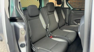 Peugeot Partner Tepee 1.2 PureTech 110PK Allure | Trekhaak | Navigatie | parkeersensoren | Nieuwe Distributieriem | Cruise Control | Climate Control / 19
