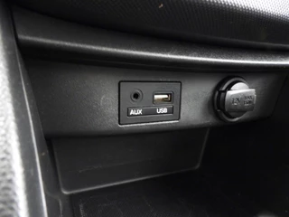 Hyundai i10 1.0i Comfort Smart Pack NAVI/AIRCO/CRUISE/PDC! / 12