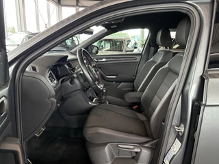 Volkswagen T-Roc 1.5 TSi 150PK DSG Sport Bns R-Line  AFN.TREKHAAK/19INCH/CAMERA/NAVI/VIRTUAL/CARPLAY/PDC / 56