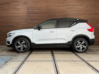 Volvo XC40 1.5 T3 R-Design | Pano | Winterpakket | Elektr voorstoelen+memory | Camera | Carplay / 27