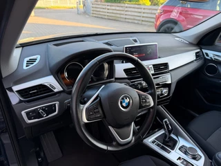BMW X1 SDrive18i Executive Edition / ACC / Head-Up / Led / Trekhaak / Rijklaar !. / 23