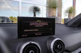 Audi Q2 30 TFSI S Edition S-Line | 1e eigenaar | NL auto | 18 inch | LED | Camera | Sport | Cruise control | Sound system | Sfeerverlichting | Stoelverwarming | Climate control | / 26