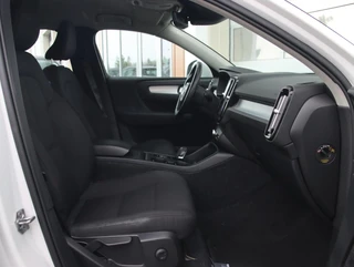 Volvo XC40 1.5 T3 Momentum Pro | Elek. wegklapbare trekhaak / 34
