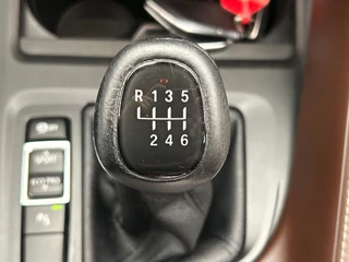 BMW X1 SDrive18i Centennial High Executive | Trekhaak | Leder | Navigatie | Stoelverwarming | Cruise/Control | Climate Control | / 33