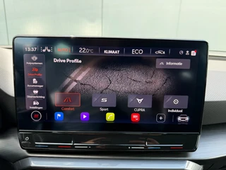 CUPRA Leon Sportstourer 1.4 e-Hybrid PHEV 245pk VZ * Navigatiesysteem * AUTOMAAT * Stoelverwarming * Virtual Cockpit * / 21
