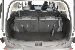 Hyundai Santa Fe 1.6 T-GDi HEV A/T Premium Sky I Black Pack I 7pl. / 20