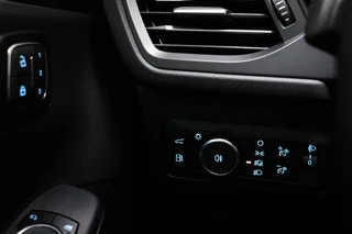 Ford Kuga 2.5 PHEV ST-Line X | WINTER PACK | ACHTERBANKVERWARMING | DAB | APPLE | 360 CAMERA / 37