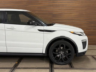 Land Rover Range Rover Evoque 2.0 Si4 HSE Dynamic Panorama | Leder | Camera | LED | Trekhaak | 4WD | Stoelverwarming | NAP | / 21