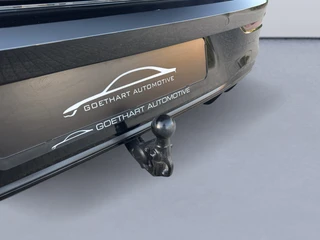 Volkswagen Golf 1.5 eHybrid GTE / 5JR Garantie / Pano / Leer / Trekhaak / Matrix / Keyless / DCC / HUD / 19