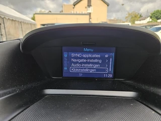 Ford Kuga 1.6 Titanium NAVI PDC TEL LM LEER TREKHAAK / 23