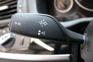 BMW X3 xDrive20i High Executive M Sport Pakket Automaat  / Navigatiesysteem Professional / Leder / Trekhaak / 18 Inch / Xenon / Stoelverwarming / Climate Control / Parkeersensoren voor+achter / Lichtpakket / Cruise Control / 31