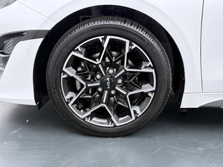 Kia ProCeed 1.0 T-GDi GT-Line  - Panorama dak - Elektrische Achterklep - Cruise Control - Navigatie - Climate Control - - Fabrieksgarantie tot 10-2030 / 16