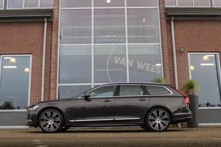 Volvo V90 2.0 B4 Business Pro Inscription| BTW auto | 1e eigenaar | NL auto | 20 inch | Panoramadak | Harman Kardon | BLIS | Stuurverwarming | Stoelverwarming | Head-up | Trekhaak | Cruise control / 7