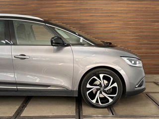 Renault Grand Scenic 1.3 TCe Bose | 7-Pers | Leder/Alcantara | Panorama voorruit | Massage stoel | BOSE Sound | Navigatie | Camera / 18