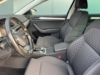 Škoda Superb Combi 1.4 TSI iV AUTOMAAT * Navigatiesysteem * ParkeerCamera * Elek. achterklep * / 12