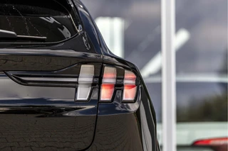 Ford Mustang Mach-E AWD 75 kWh  | Pano | B&O | Camera / 41