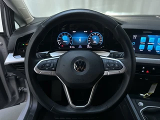 Volkswagen Golf Variant 1.0 TSI 110pk Golf Trekhaak Parkeersensoren Stoelverwarming / 6