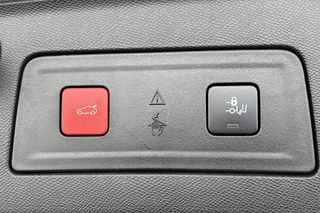 Peugeot 508 SW 1.6 HYbrid GT FOCAL Stoelverwarming Keyless Dodehoek / 40