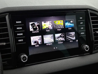 Skoda Karoq 1.5 TSI ACT Sportline Business | Automaat | Adaptive Cruise | Stoel/stuurverwarming | CarPlay | Camera / 19