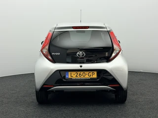 Toyota Aygo 1.0 VVT-i x-joy Automaat | ClimaTronic | Camera | Carplay&Android / 27