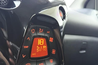 Peugeot 108 1.0 e-VTi Allure | Apple carplay/Android auto | Navigatie via APP. | Airco | Lichtmetalen velgen 15'' | / 25