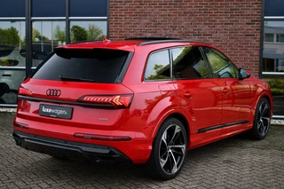 Audi Q7 55 TFSI e quattro S-Line  Rijklaar! Pano 22inch Contourzetels Luchtv / 33
