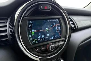 MINI 5-Deurs 1.5 Cooper 60 Years Edition Automaat | Navigatie | Climate control | Parkeersensoren |5 Deurs | Lichtmetalen velgen black | Keyless / 27
