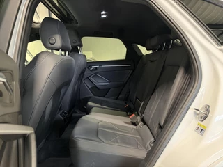 Audi Q3 Sportback 35 TFSI S-line Pano Virtual Black Optic / 34